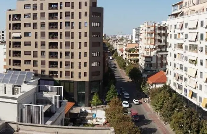 Aksi - Center Dedicated Workspace