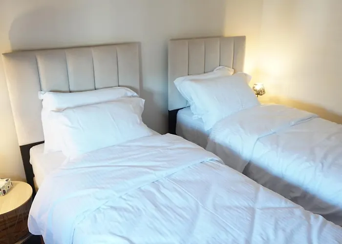 Aksi - Center Dedicated Workspace