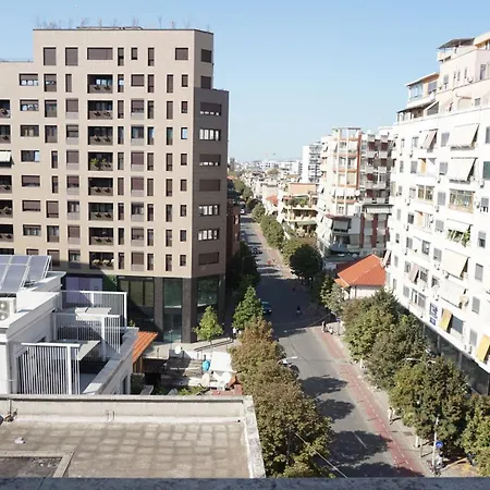 Aksi - Center Dedicated Workspace شقة