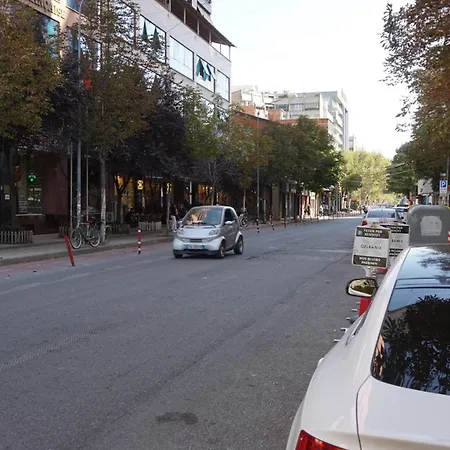 Aksi - Center Dedicated Workspace شقة